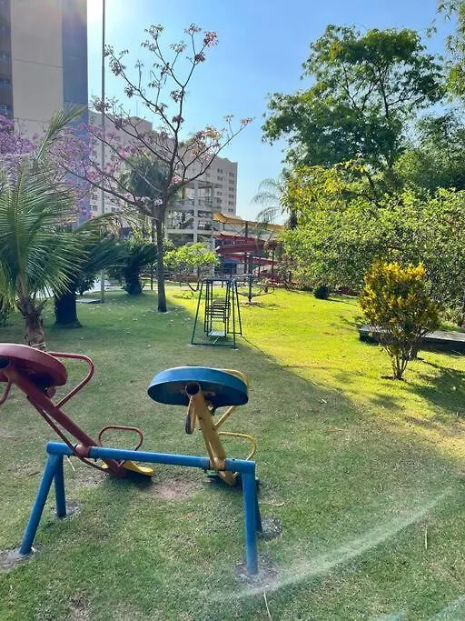 Golden Dophin Express Em Caldas Novas Lejlighed