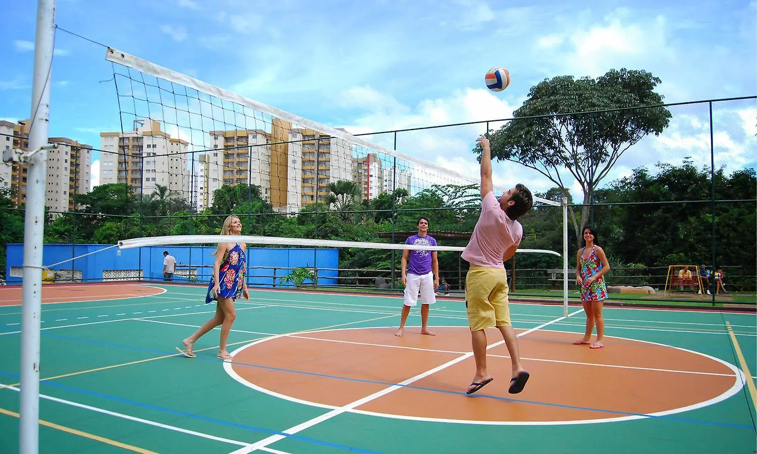 Apartment Golden Dophin Express Em Caldas Novas