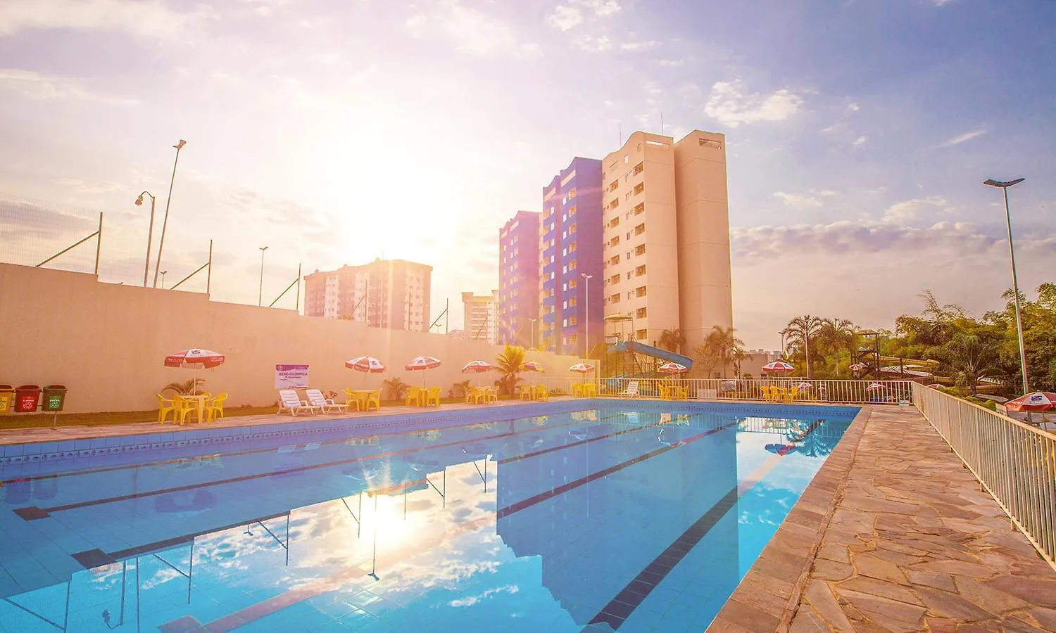 Golden Dophin Express Em Caldas Novas 0*,  Brazil